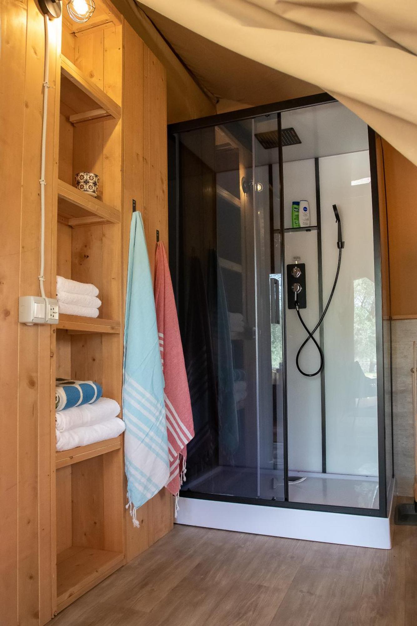 Domus Olea Glamping Hotell Ceglie Messapica Eksteriør bilde