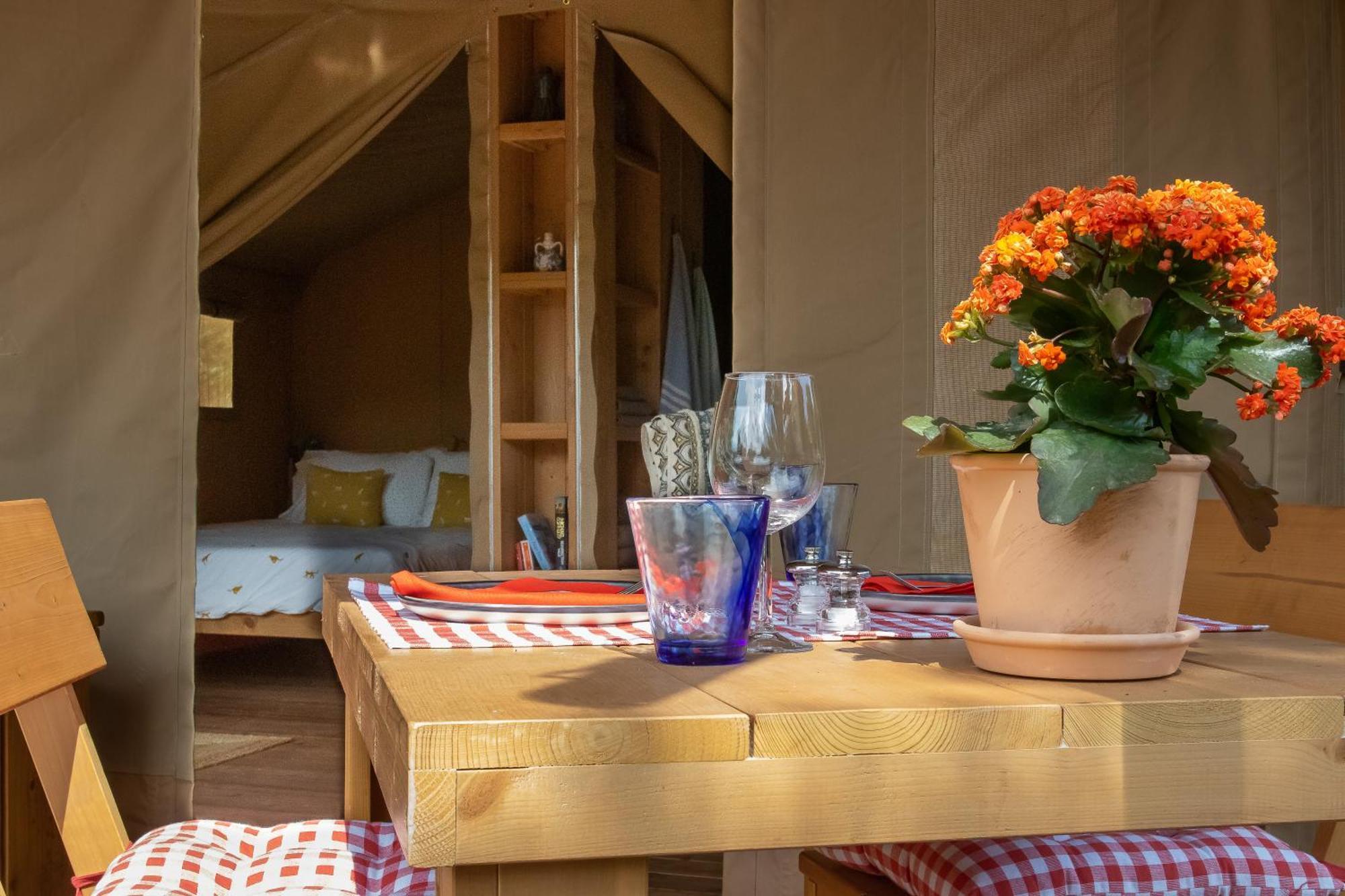 Domus Olea Glamping Hotell Ceglie Messapica Eksteriør bilde