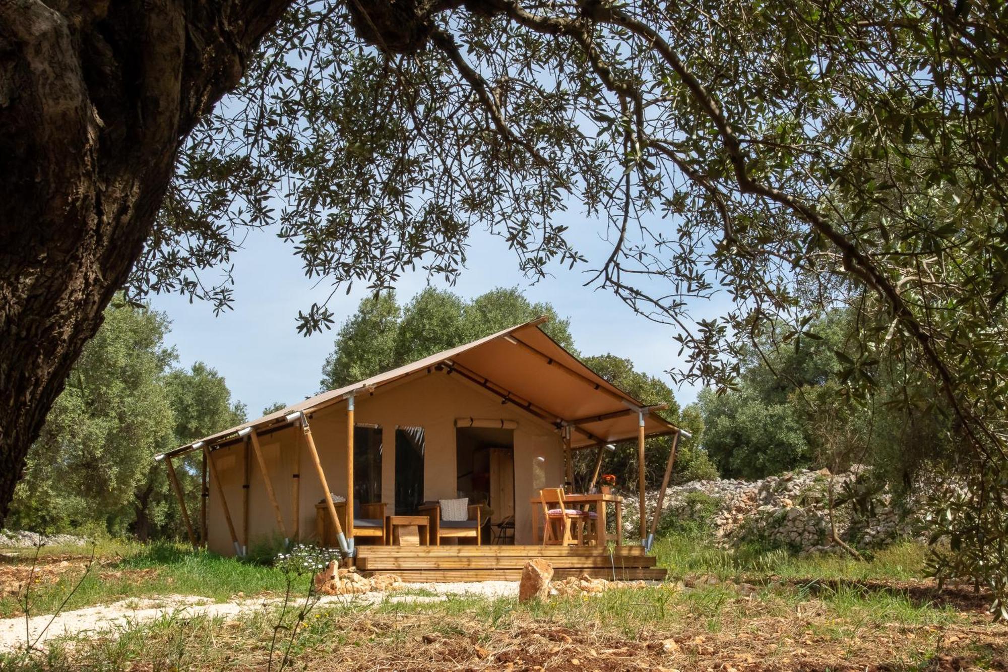 Domus Olea Glamping Hotell Ceglie Messapica Eksteriør bilde