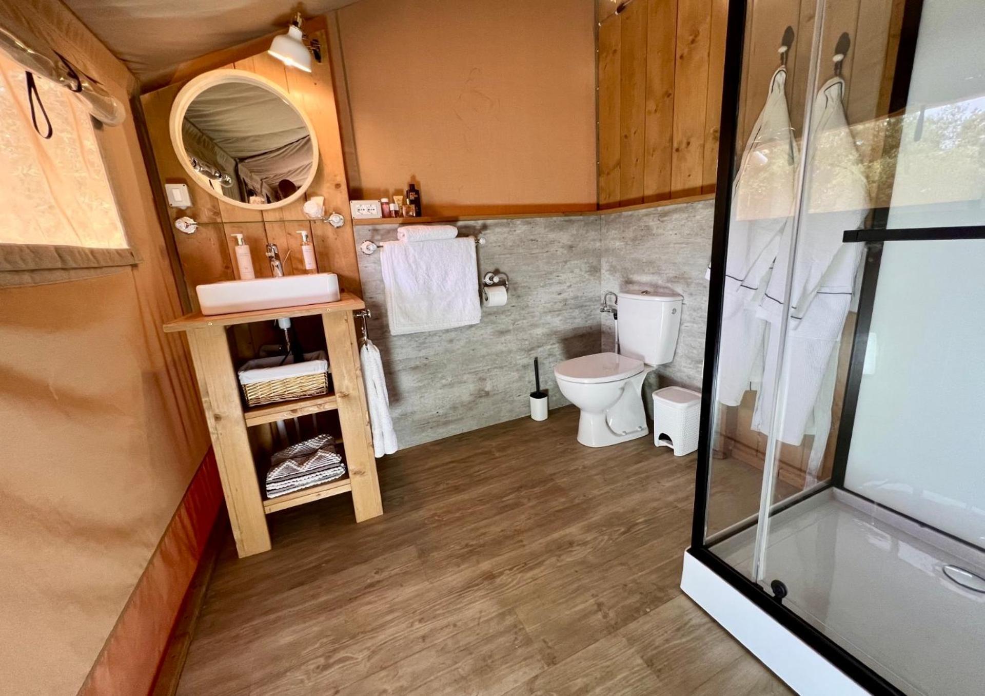 Domus Olea Glamping Hotell Ceglie Messapica Eksteriør bilde